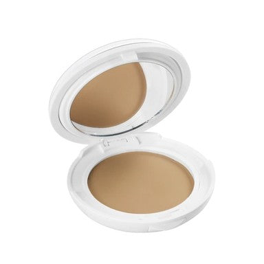 Avene Couvrance Крем пудра мат SPF30 2.5 цвят натурален х10 г